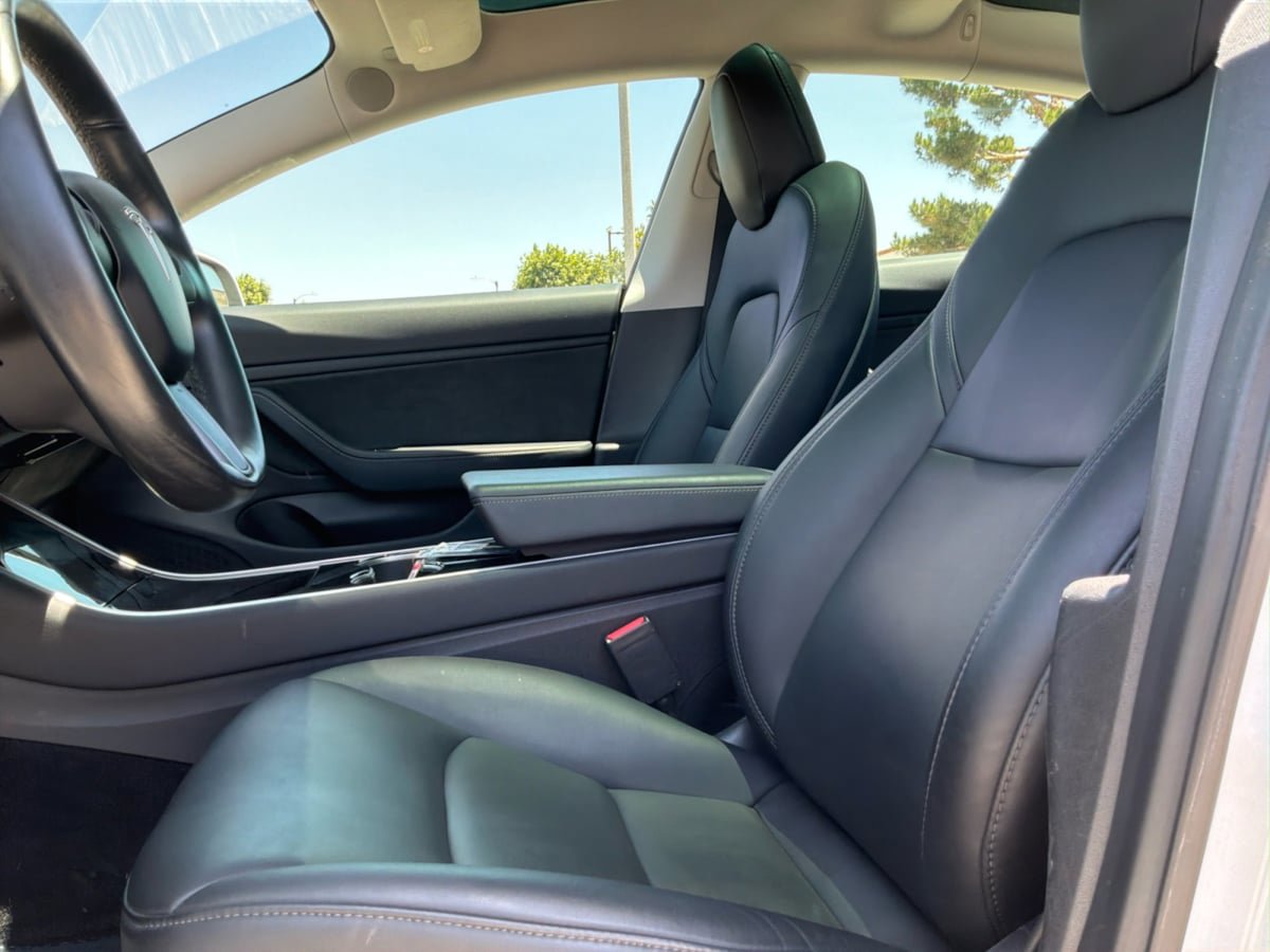 Used 2019 Tesla Model 3 Long Range RWD image 17