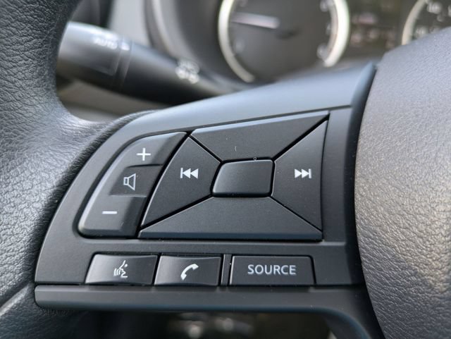 New 2025 Nissan Kicks Play S FWD image 14