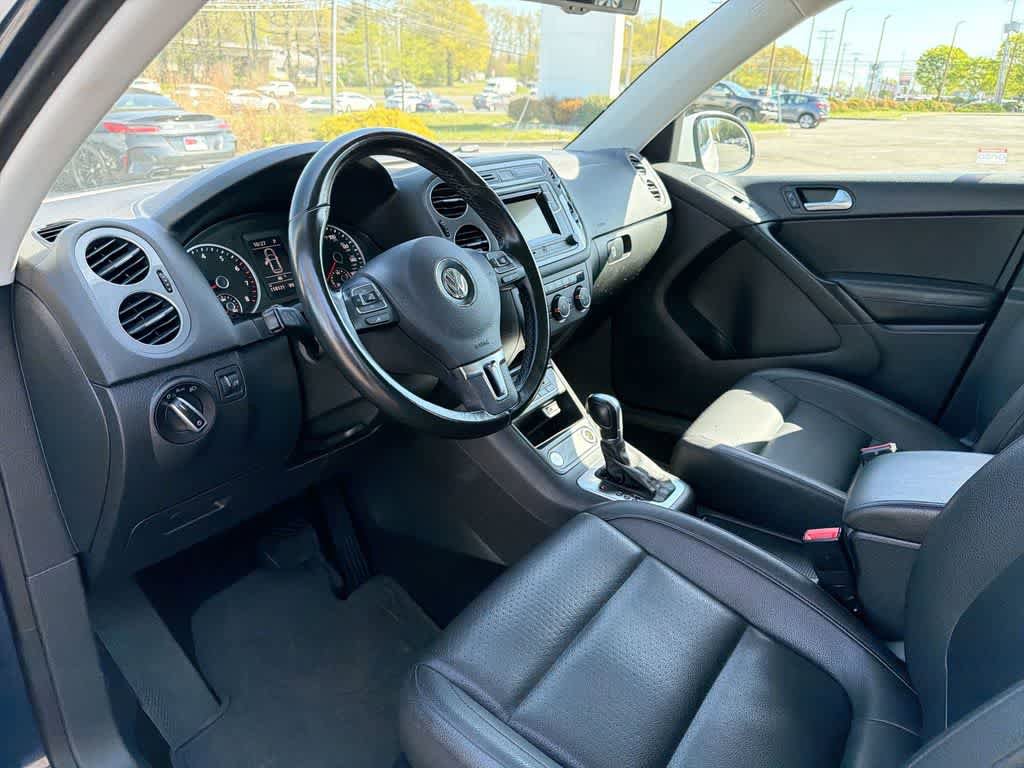 Used 2016 Volkswagen Tiguan S FWD image 10