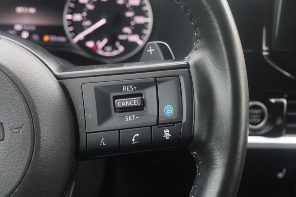 Used 2024 Nissan Pathfinder SV w/ Black Appearance Package AWD/4WD image 19