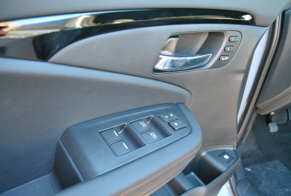 New 2026 Honda Ridgeline Black Edition image 6