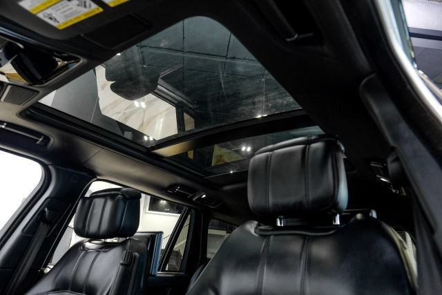 Used 2018 Land Rover Range Rover Long Wheelbase Autobiography AWD/4WD image 6
