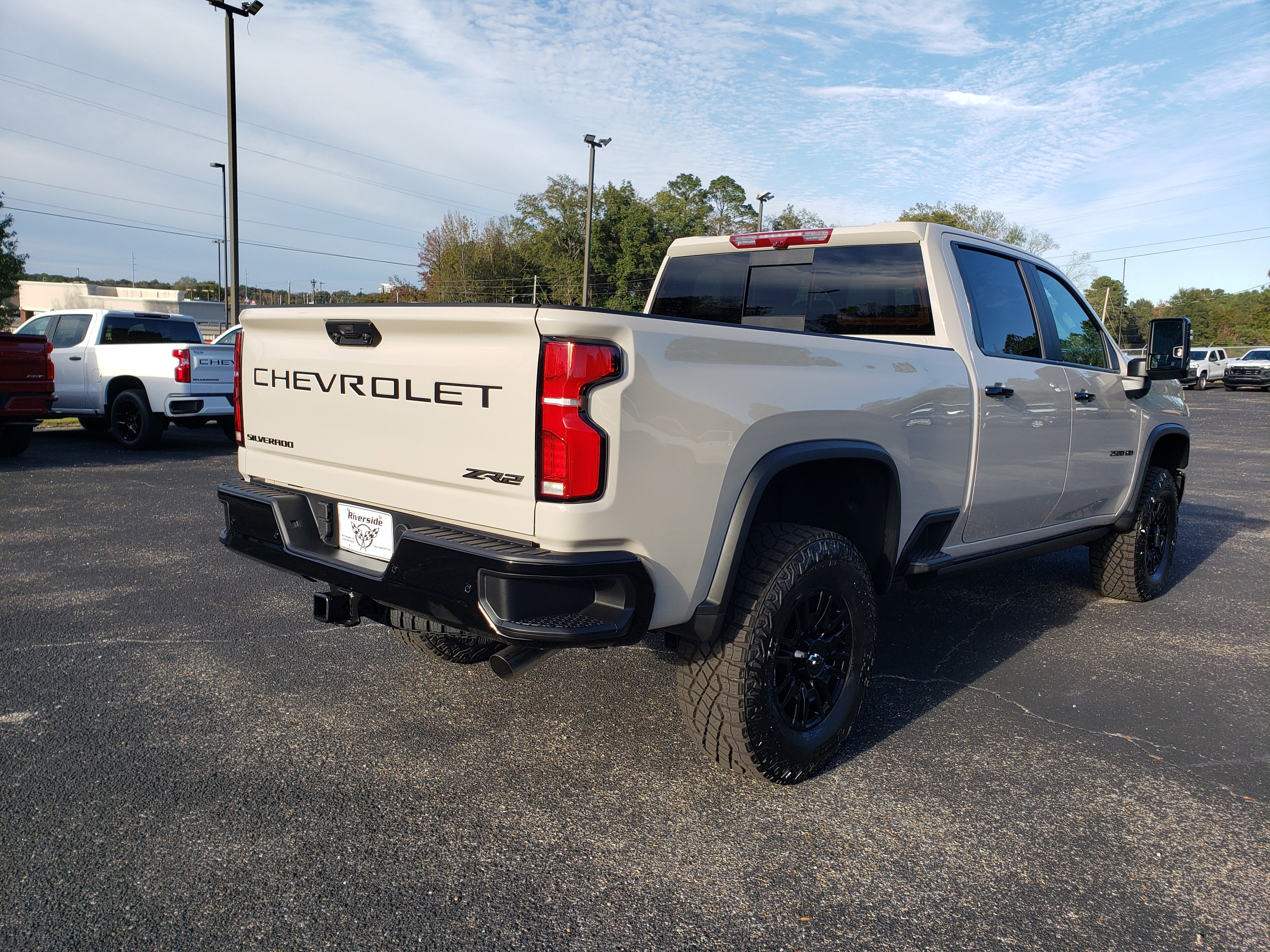 New 2026 Chevrolet Silverado 2500 ZR2 image 3