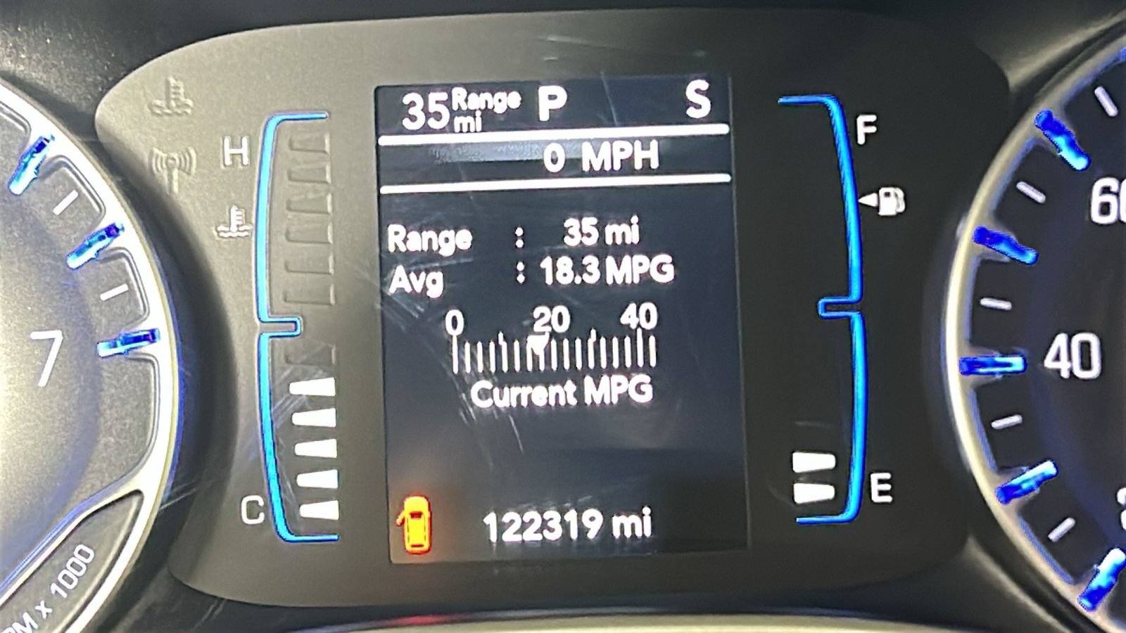 Used 2018 Chrysler Pacifica Touring-L FWD image 21
