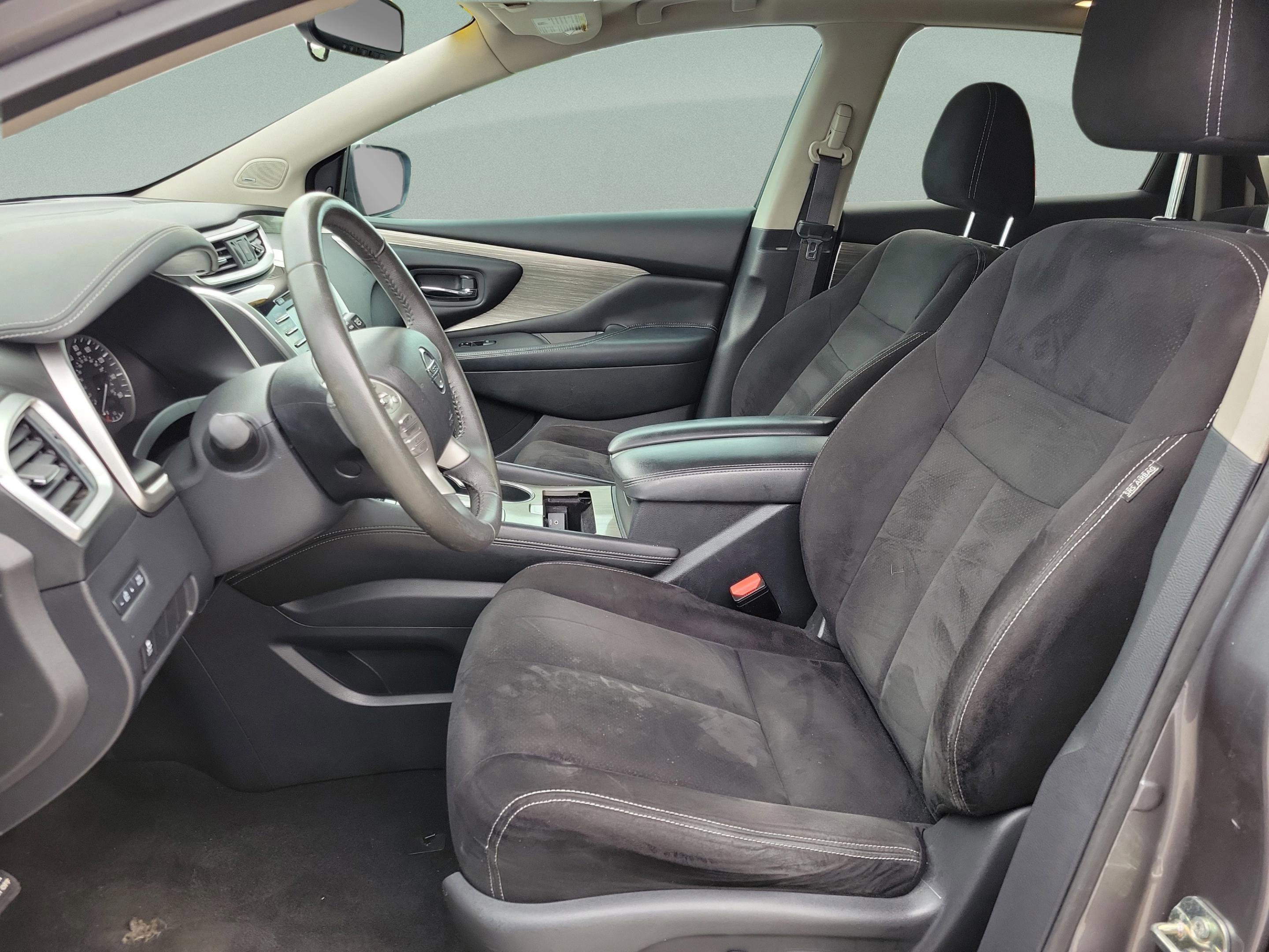 Used 2017 Nissan Murano SV w/ Premium Plus Package image 8