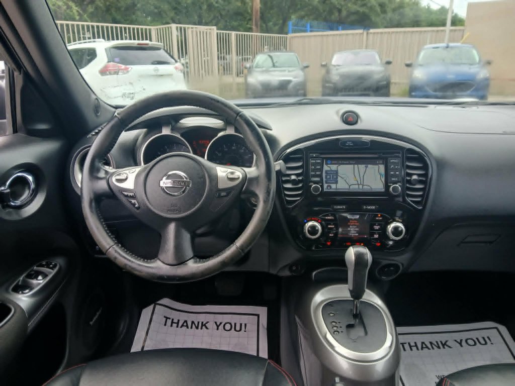 Used 2015 Nissan Juke SL FWD image 12