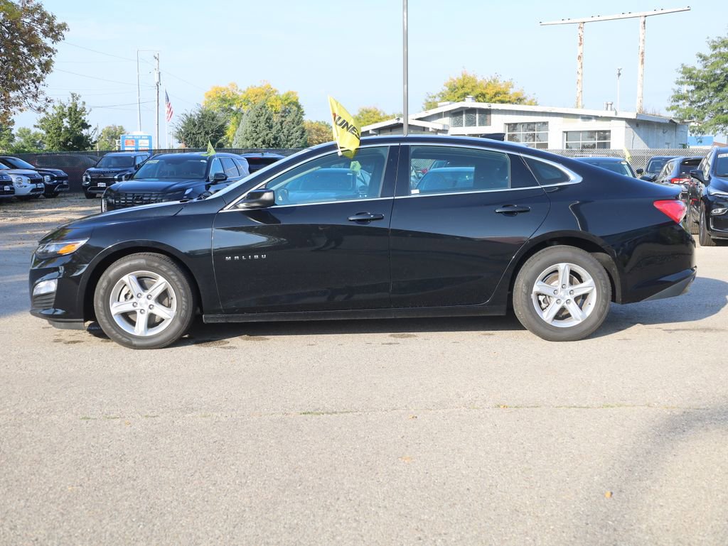 Used 2022 Chevrolet Malibu LT image 6
