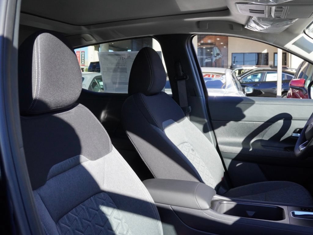 New 2026 Nissan Kicks SV w/ SV Premium Package FWD image 19