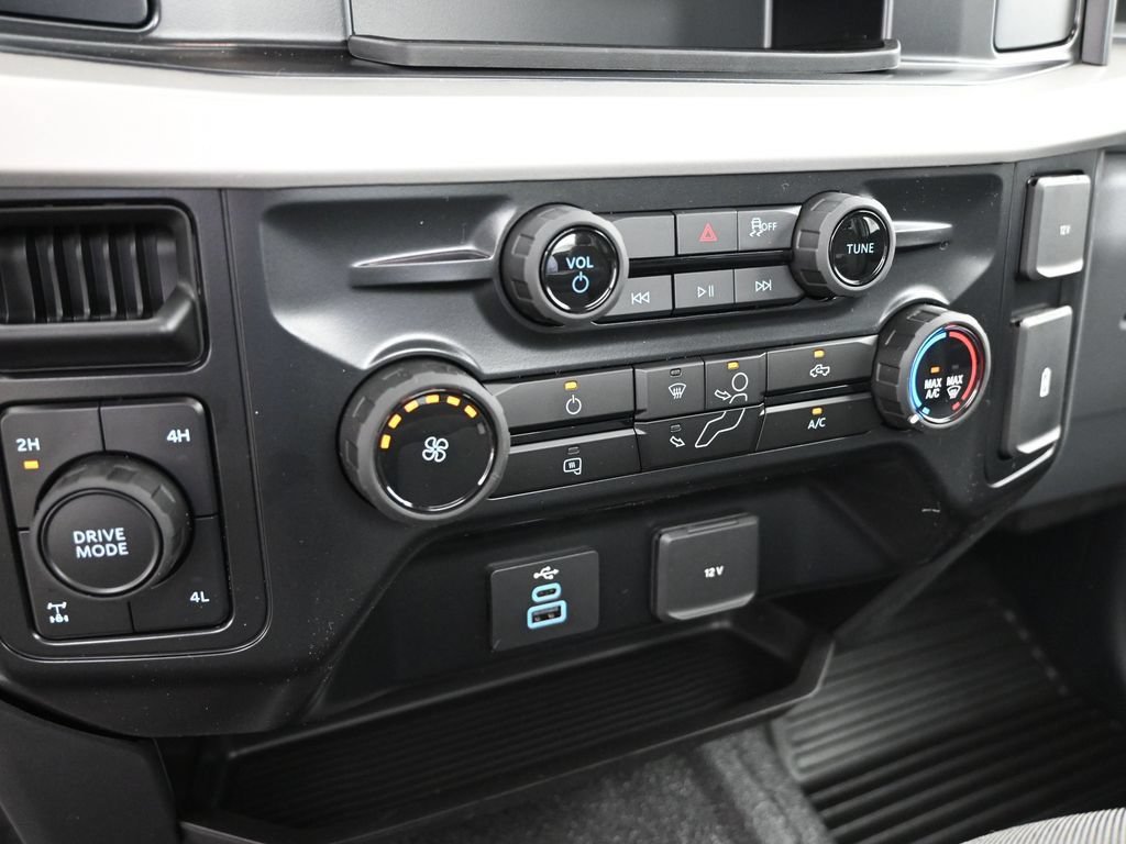 New 2026 Ford F250 XL AWD/4WD image 10