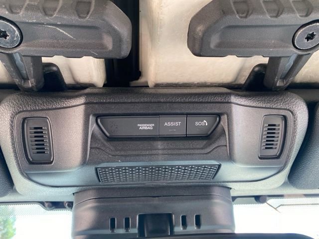 Used 2024 Jeep Wrangler Unlimited Sahara AWD/4WD image 24