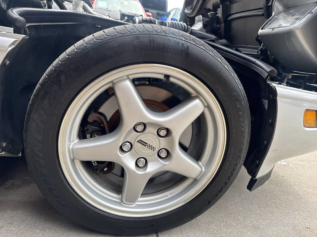 Used 1996 Chevrolet Corvette Convertible RWD image 28