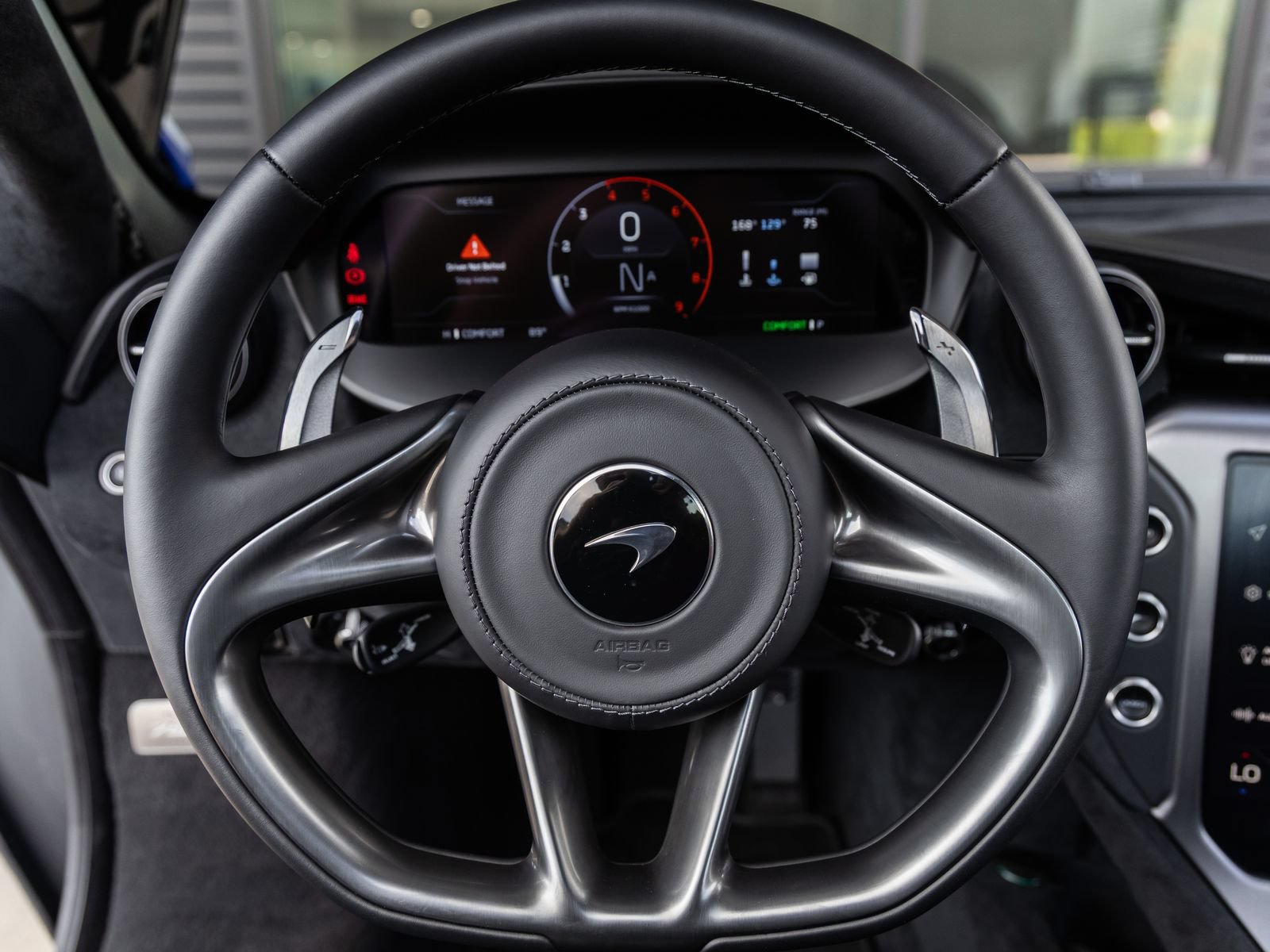 Used 2026 McLaren 750S RWD image 37