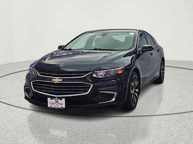 Used 2017 Chevrolet Malibu LT FWD image 2