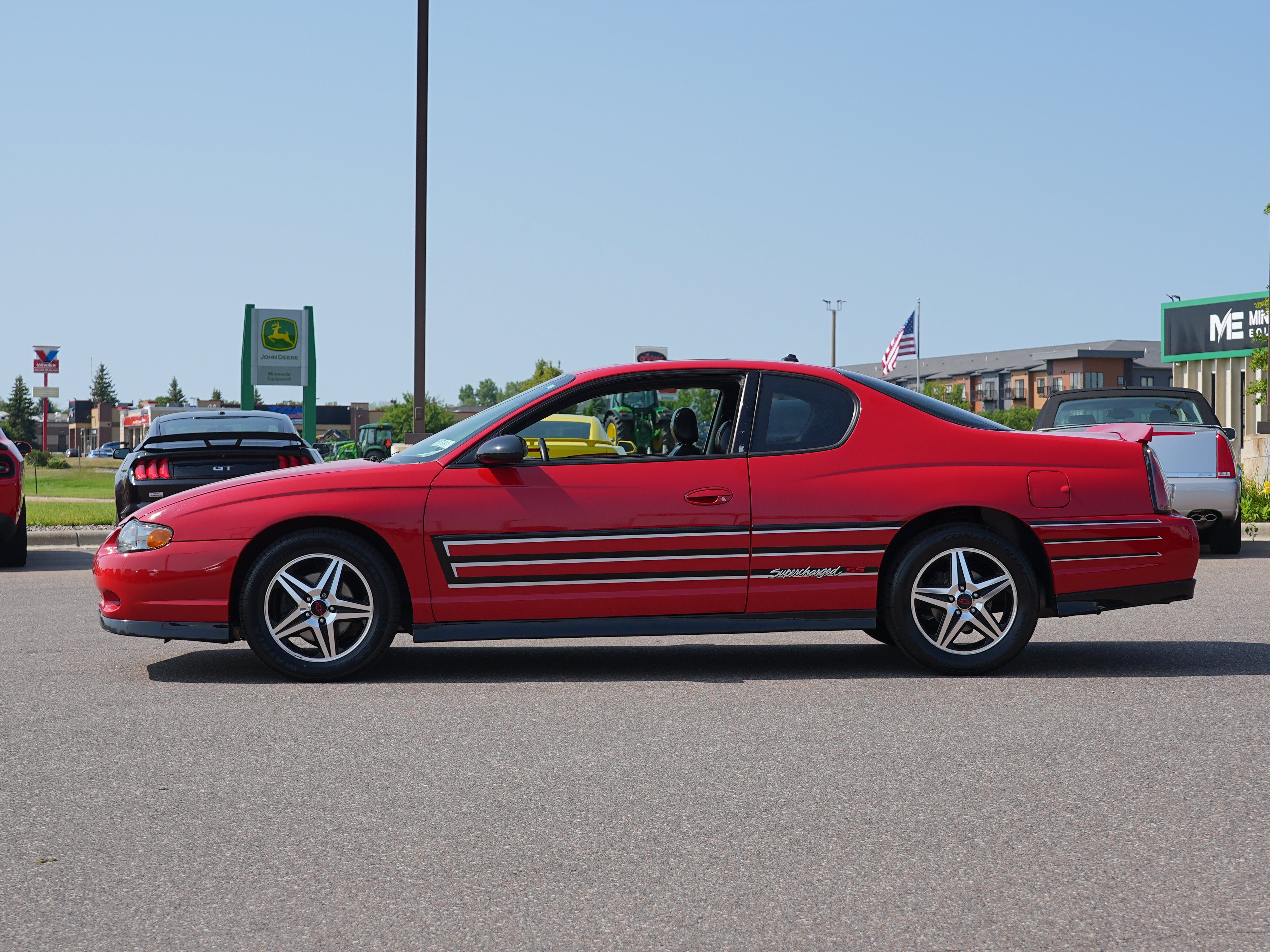 Used 2004 Chevrolet Monte Carlo SS w/ Dale Earnhardt Jr. Package FWD image 6