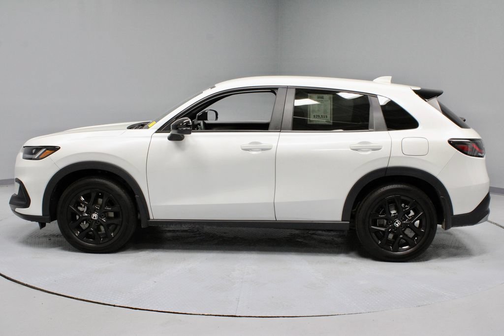 Used 2025 Honda HR-V Sport image 9