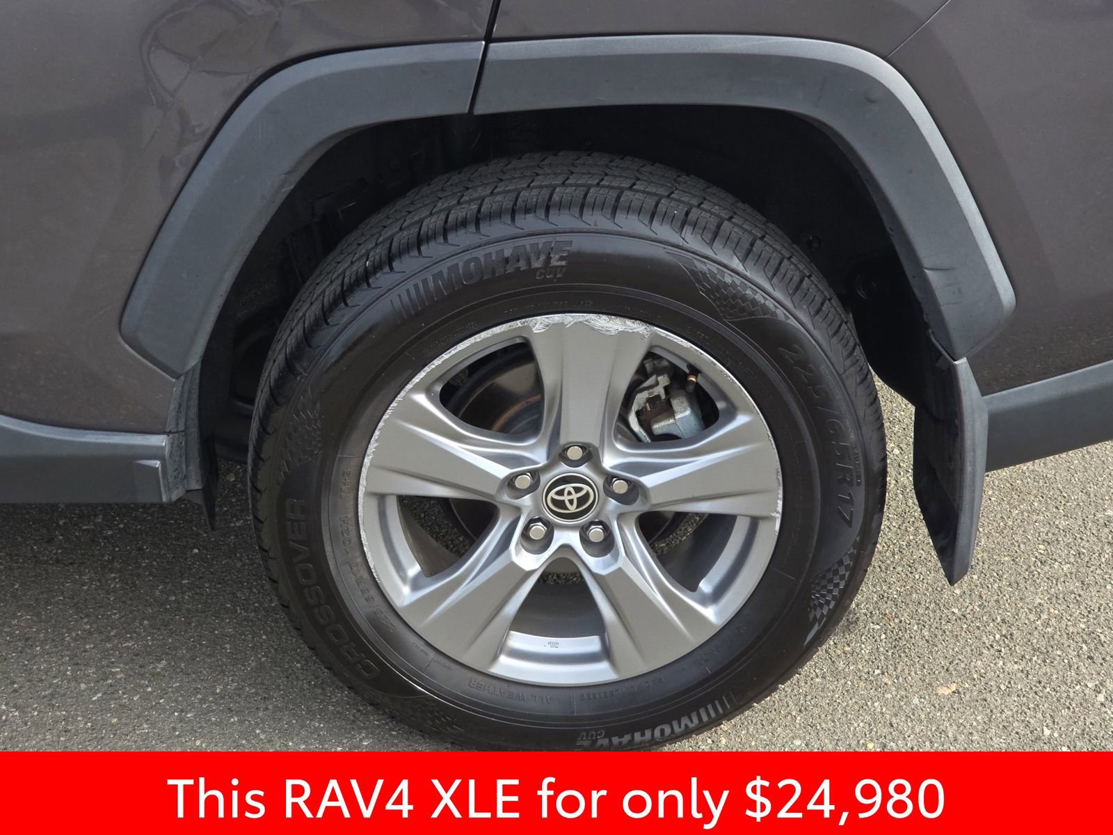 Used 2022 Toyota RAV4 XLE image 39