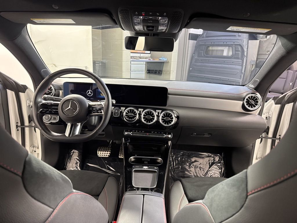 Certified 2024 Mercedes-Benz CLA 250 4MATIC image 23