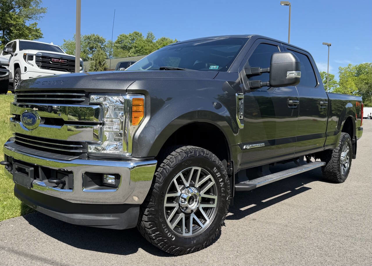 Used 2017 Ford F250 Lariat w/ Lariat Ultimate Package AWD/4WD image 1