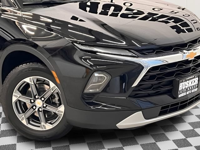 Certified 2025 Chevrolet Blazer LT FWD image 27