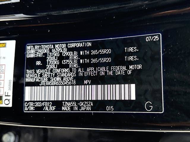 Certified 2025 Toyota 4Runner TRD Sport AWD/4WD image 27