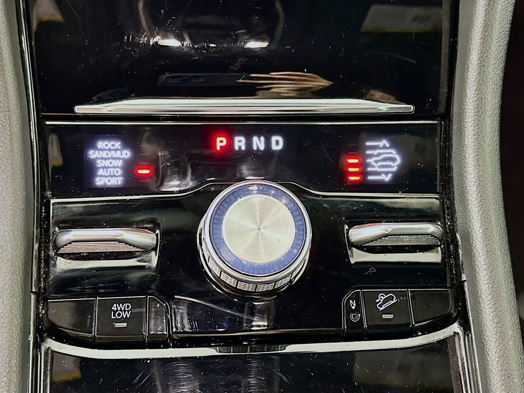 Certified 2023 Jeep Grand Cherokee L Overland w/ Luxury Tech Group IV image 24