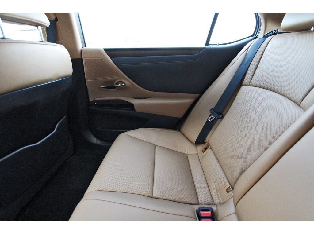 Used 2023 Lexus ES 350 w/ Premium Package FWD image 13