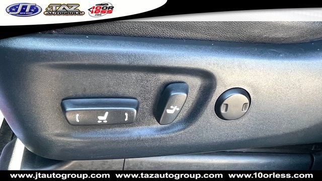 Used 2018 Toyota 4Runner TRD Off-Road Premium AWD/4WD image 12