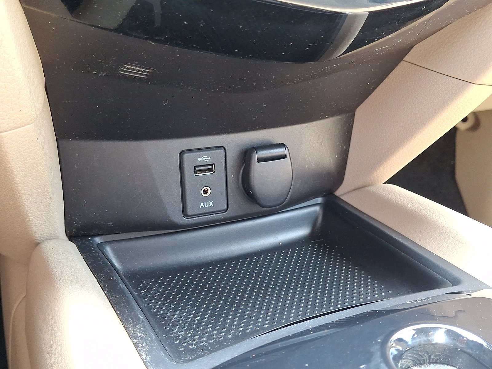 Used 2016 Nissan Rogue SV w/ SV Premium Package FWD image 25