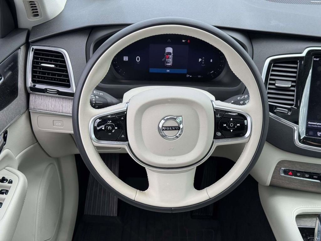 Used 2023 Volvo XC90 B6 Plus w/ Protection Package Premier image 12