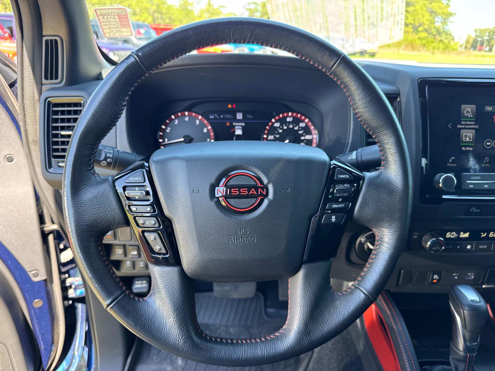 Used 2023 Nissan Frontier PRO-4X w/ Technology Package image 30