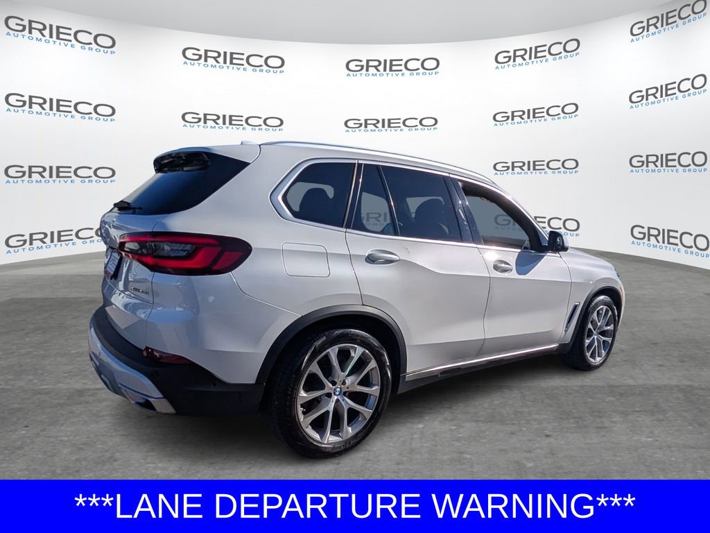 Used 2023 BMW X5 xDrive40i w/ Premium Package image 7
