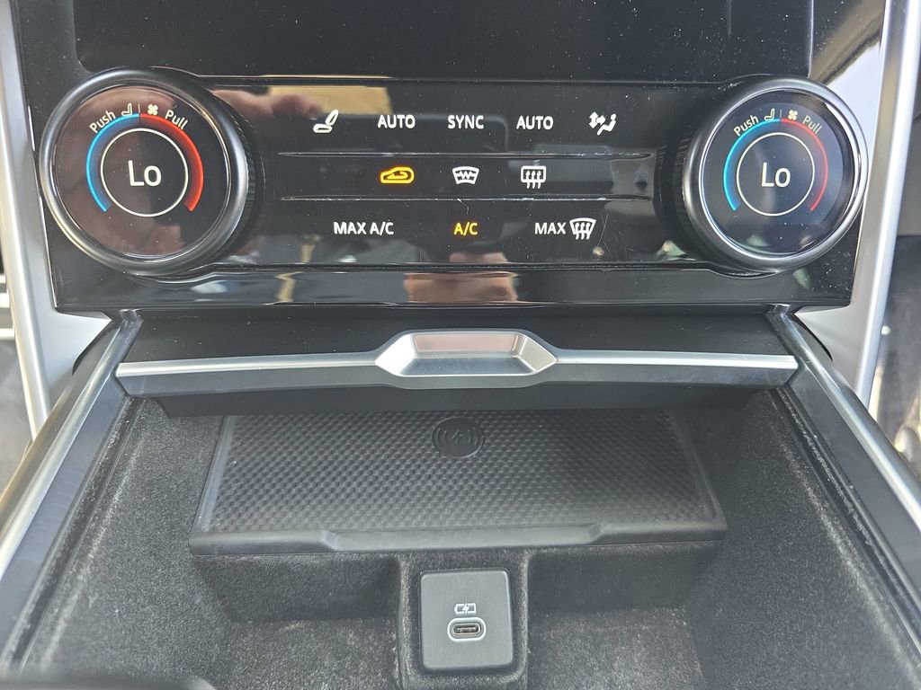 Certified 2023 Land Rover Range Rover SV AWD/4WD image 29