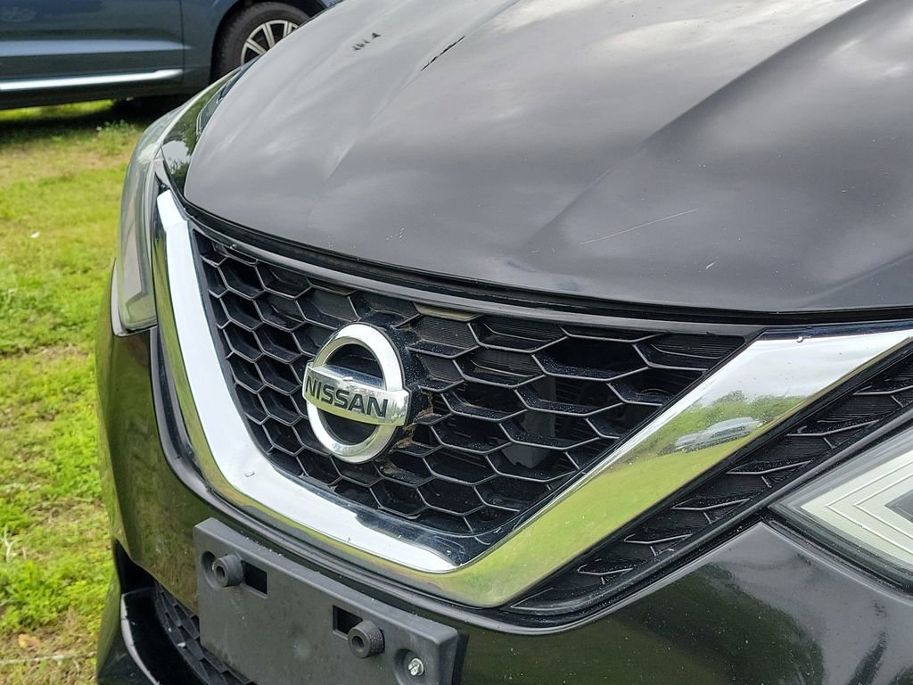 Used 2019 Nissan Sentra SV image 3