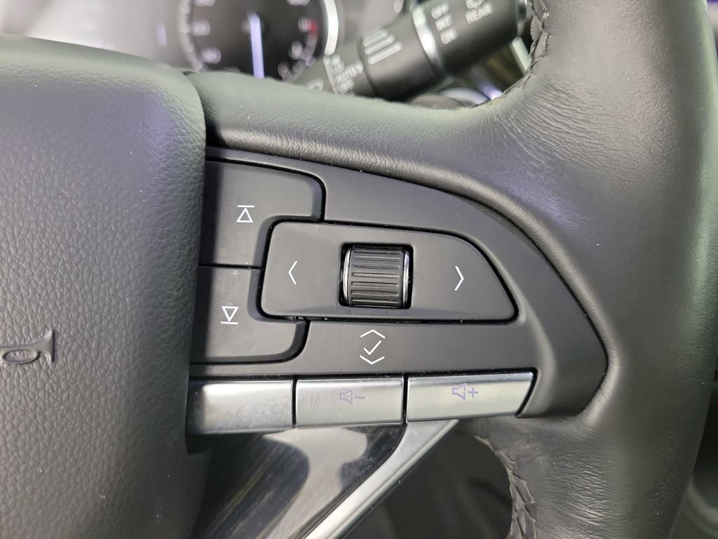 Used 2020 Cadillac XT6 Premium Luxury FWD image 25