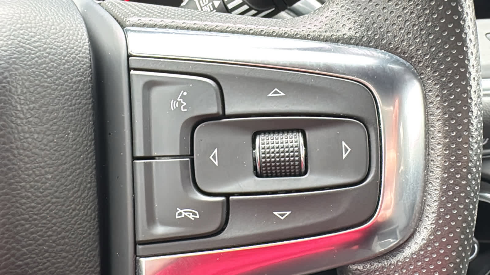 Used 2024 Chevrolet Blazer LT w/ Convenience Package AWD/4WD image 11