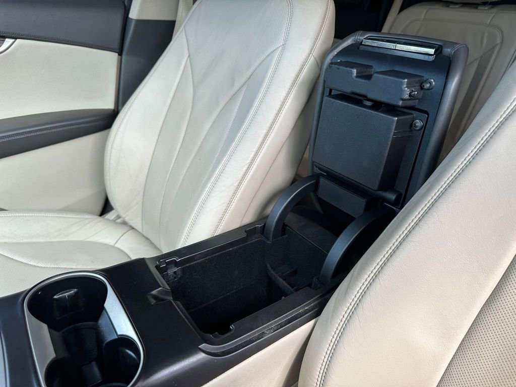 Used 2016 Lincoln MKX Reserve w/ Technology Package FWD image 20