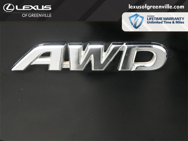 Used 2023 Toyota RAV4 XLE Premium image 12