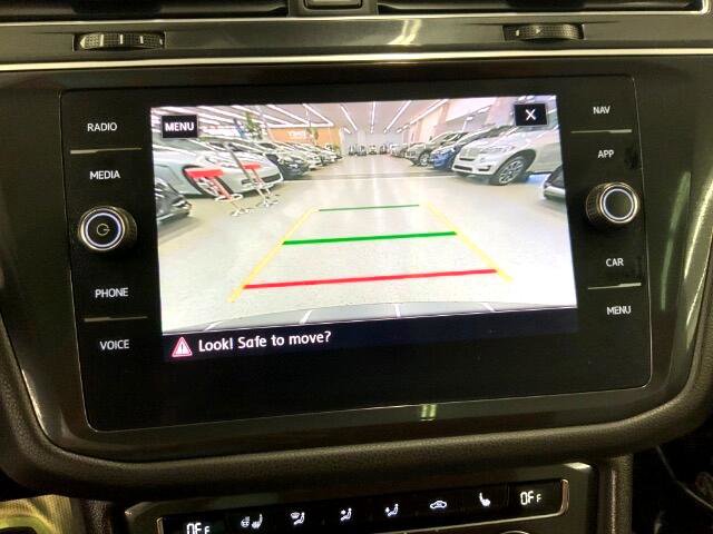 Used 2019 Volkswagen Tiguan SEL Premium image 22