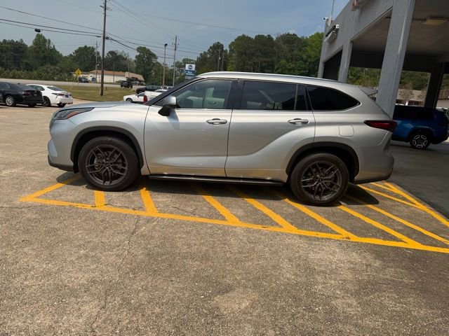 Used 2020 Toyota Highlander Limited image 5