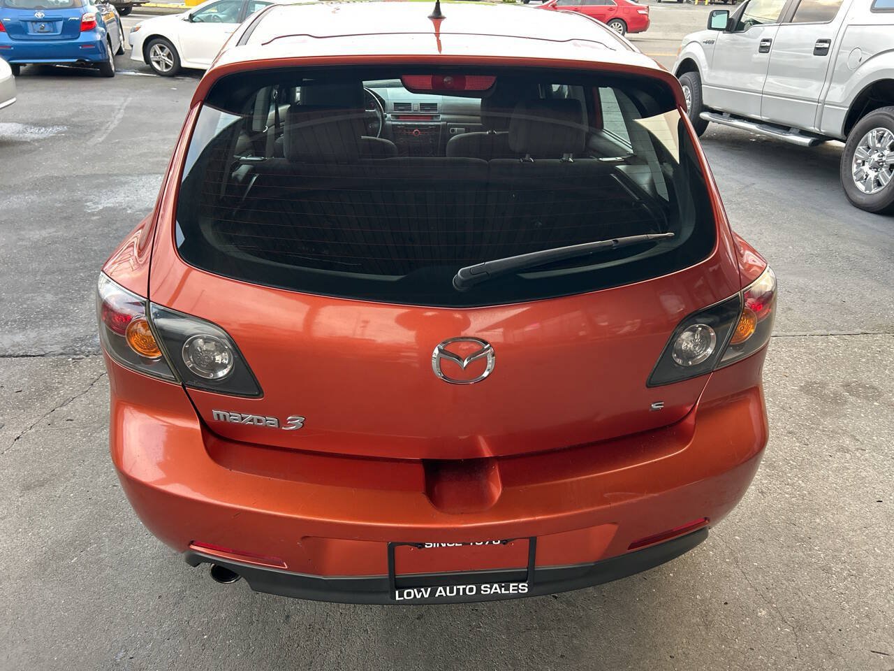Used 2005 MAZDA MAZDA3 s FWD image 8