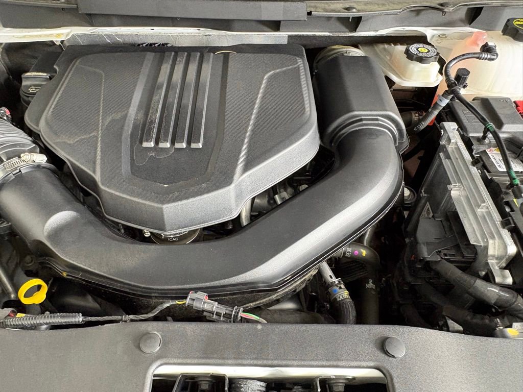 Used 2025 Chevrolet Traverse LT AWD/4WD image 41