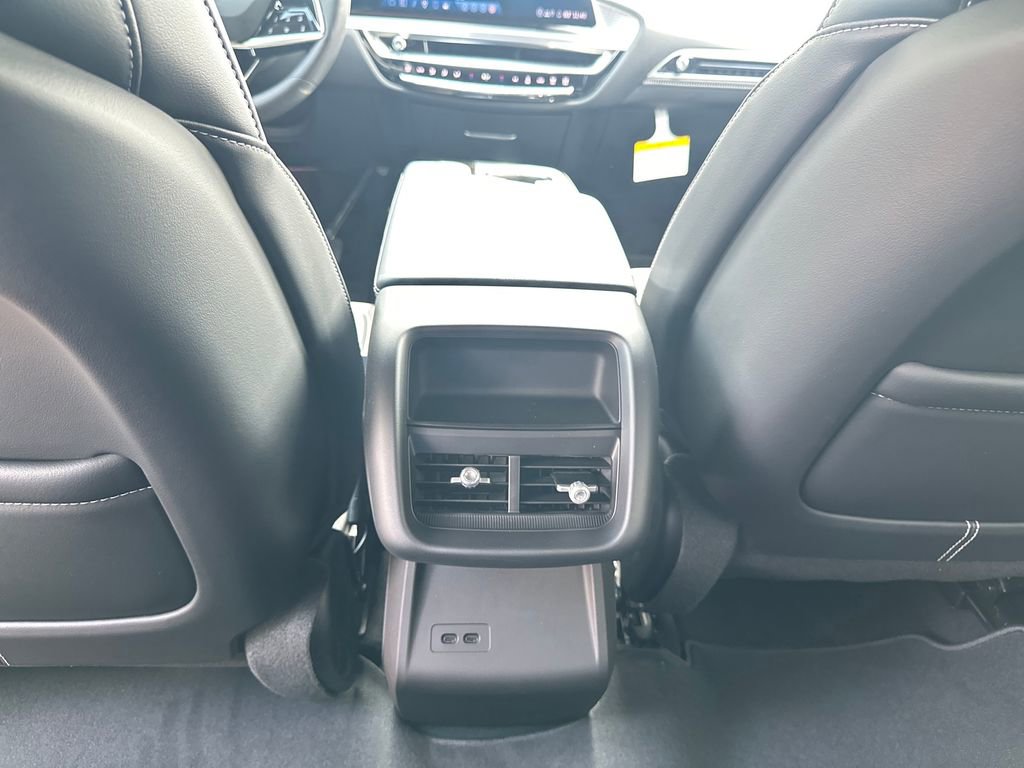 New 2026 Cadillac Lyriq Luxury image 29