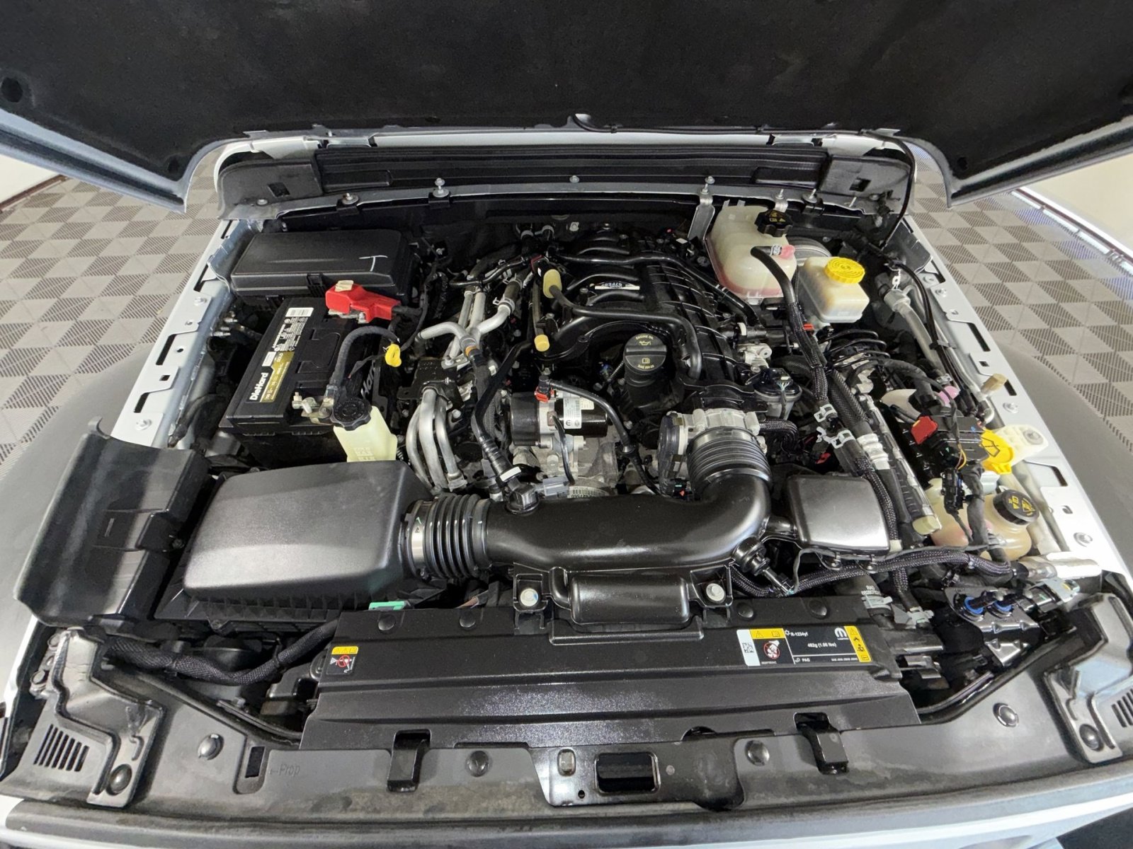 Used 2023 Jeep Wrangler Sport S image 26