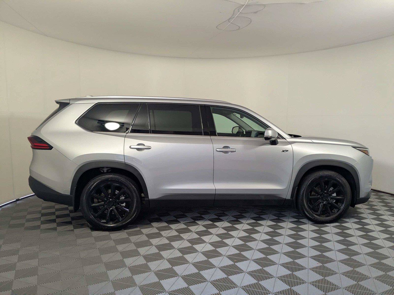Certified 2026 Toyota Grand Highlander AWD image 3