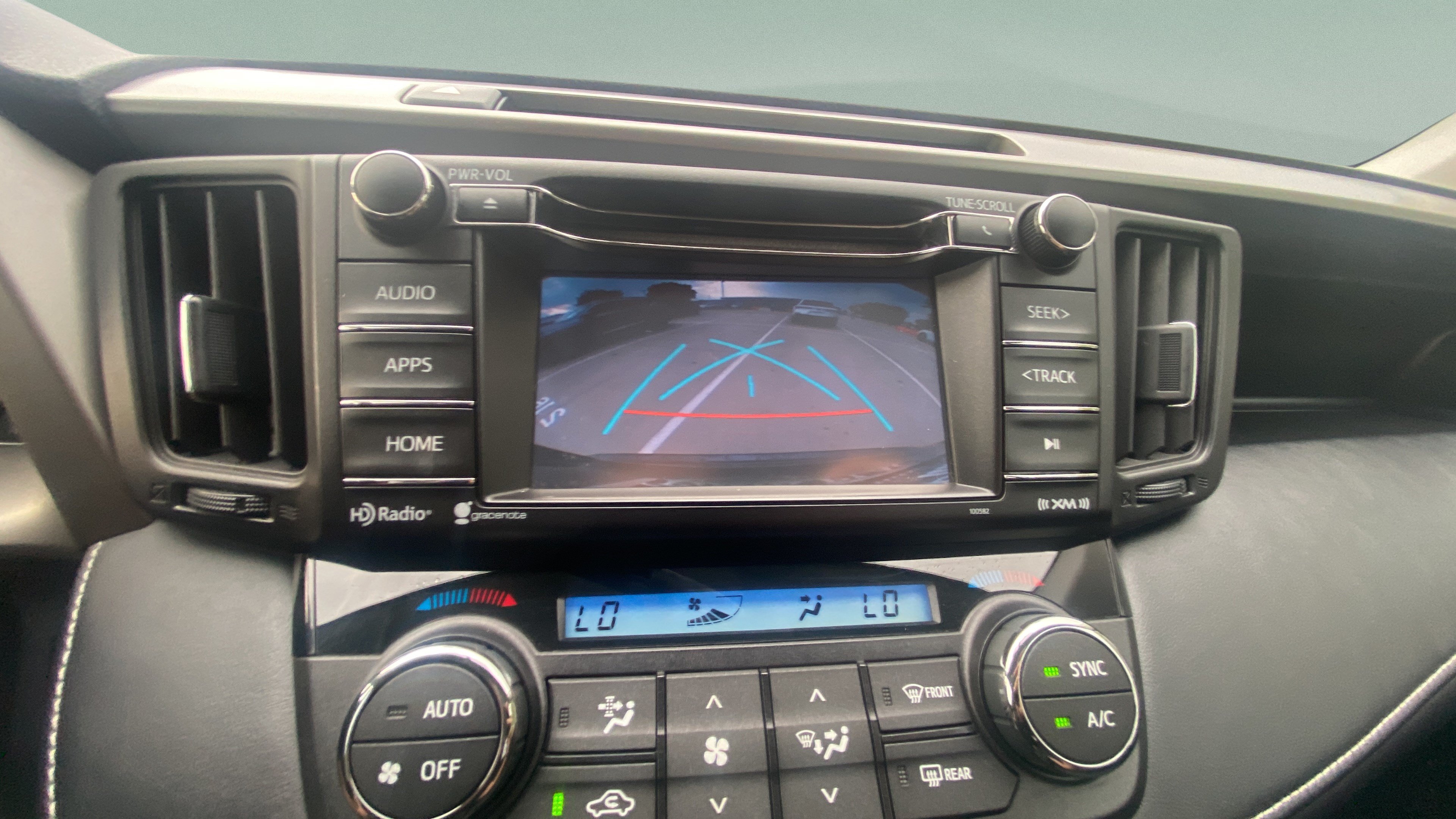 Used 2016 Toyota RAV4 XLE FWD image 13