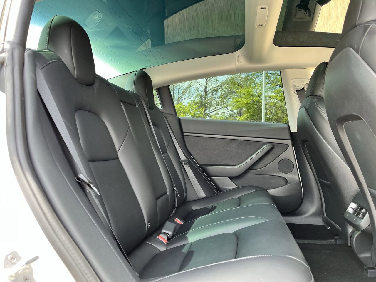 Used 2021 Tesla Model 3 Standard Range Plus image 25