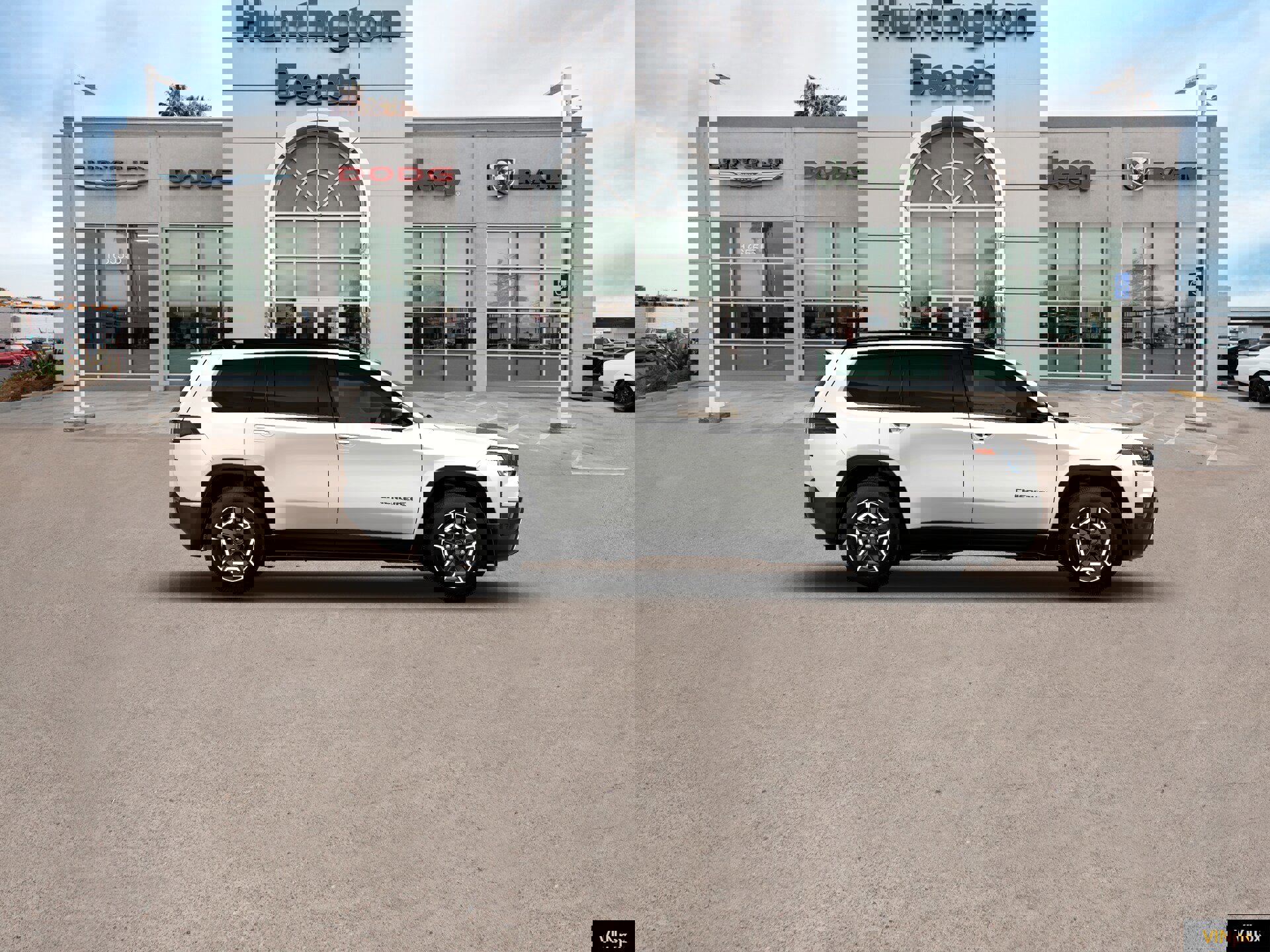 New 2026 Jeep Cherokee Laredo image 9