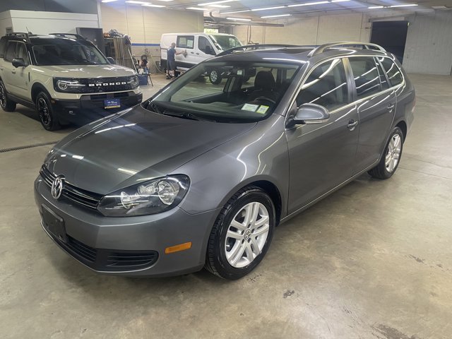 Used 2010 Volkswagen Jetta TDI FWD image 4