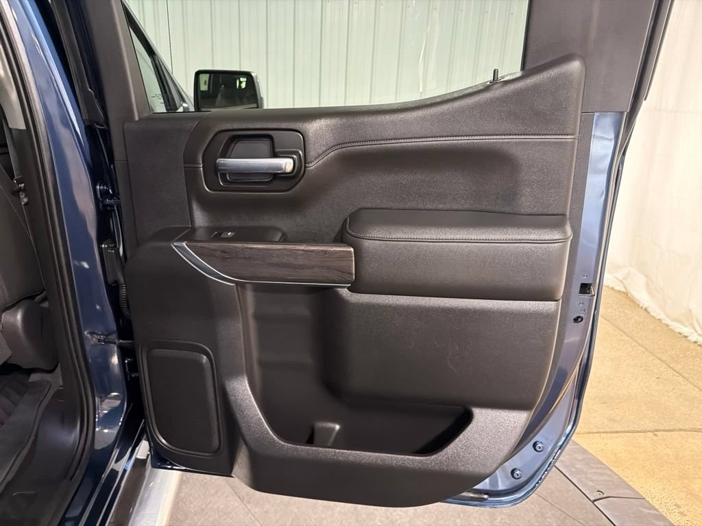 Certified 2021 Chevrolet Silverado 1500 LTZ w/ Safety Package II AWD/4WD image 18