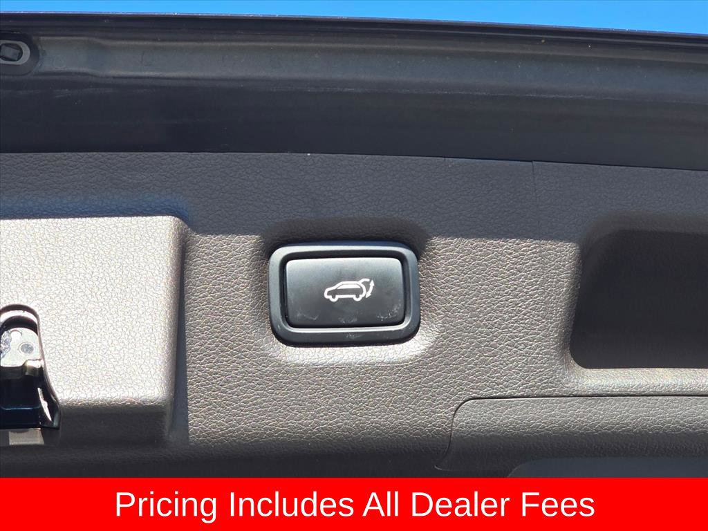 Used 2020 Hyundai Santa Fe Limited FWD image 15